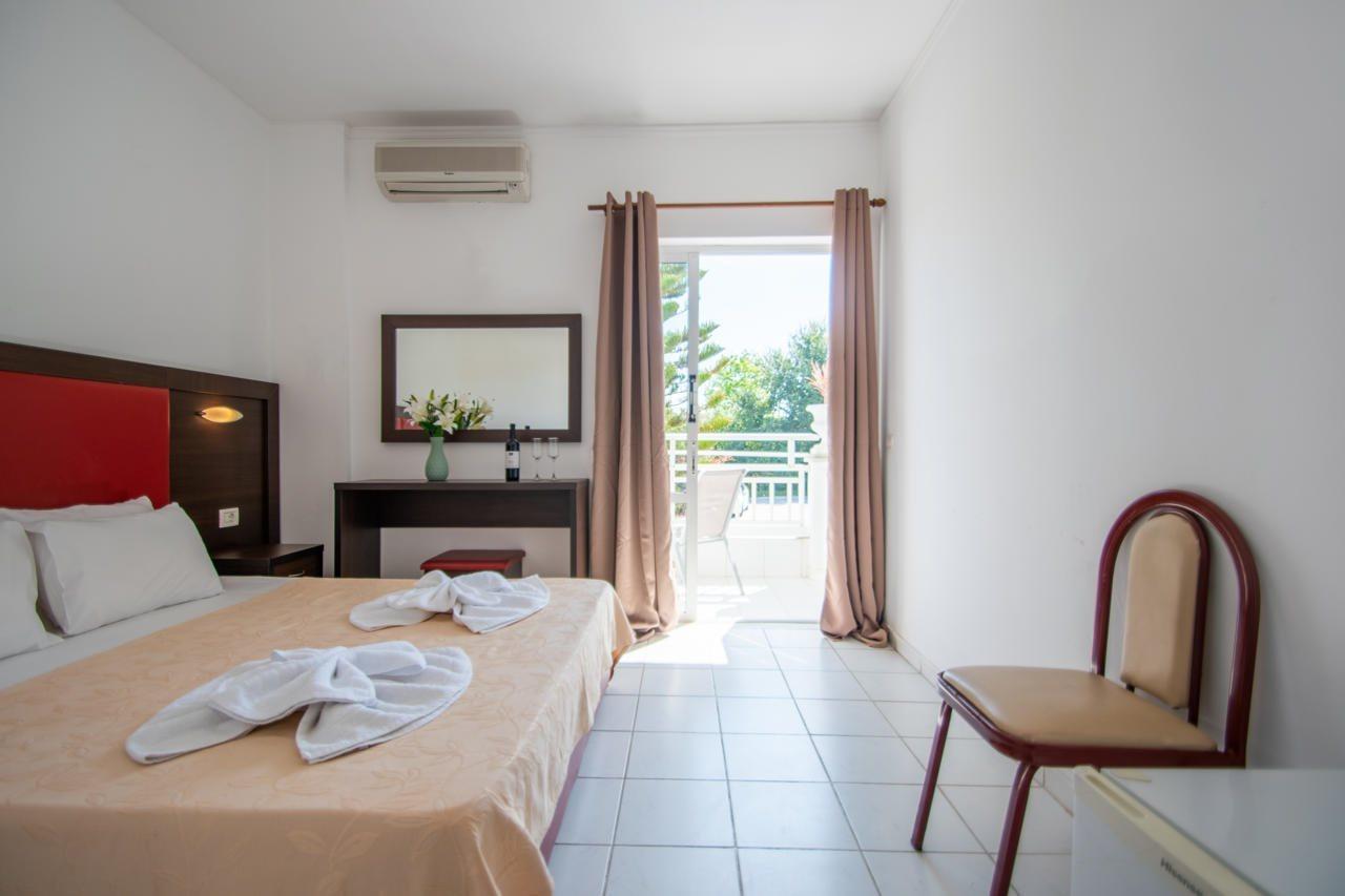 Ikaros Hotel (Adults Only) Laganas Buitenkant foto