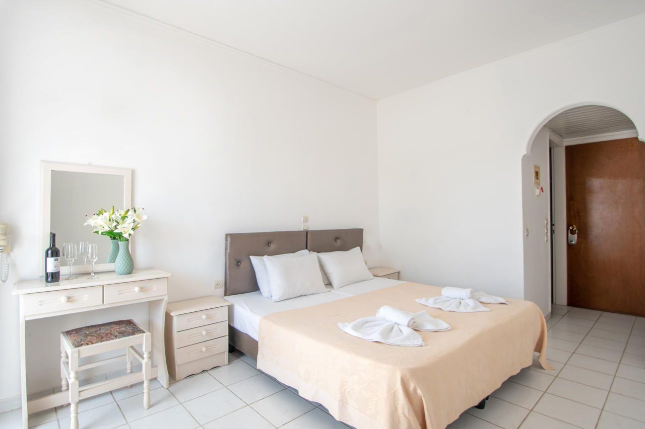 Ikaros Hotel (Adults Only) Laganas Buitenkant foto